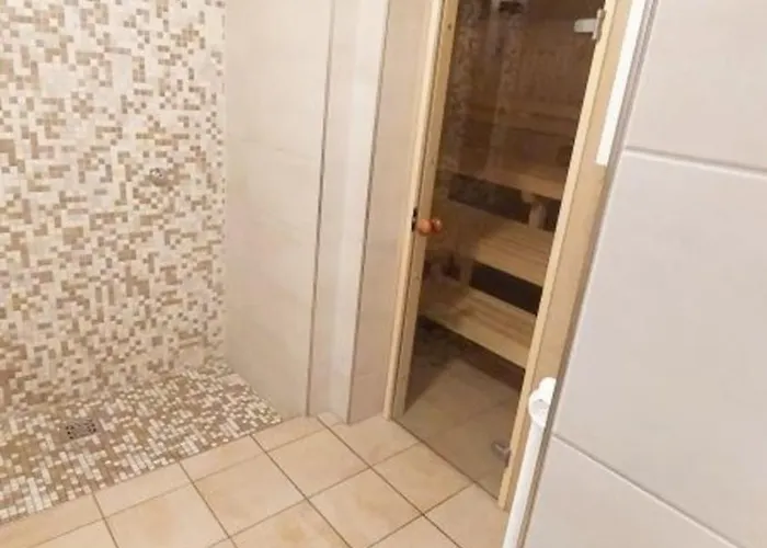 Alp-juwel - Hallenbad Mit Sauna 미센 윌햄스